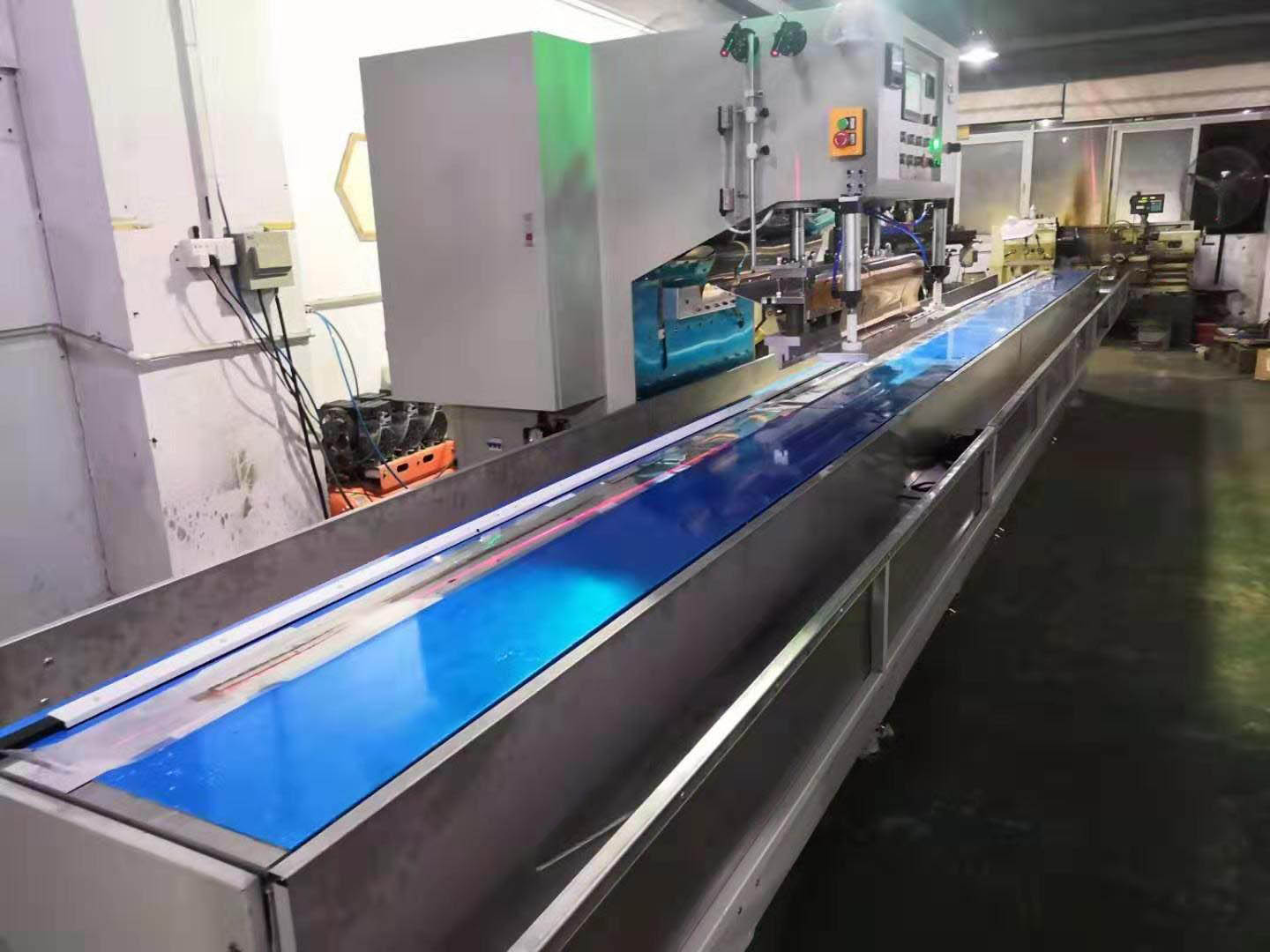 Auto Steps High Frequency Car Curtain Welding Machine